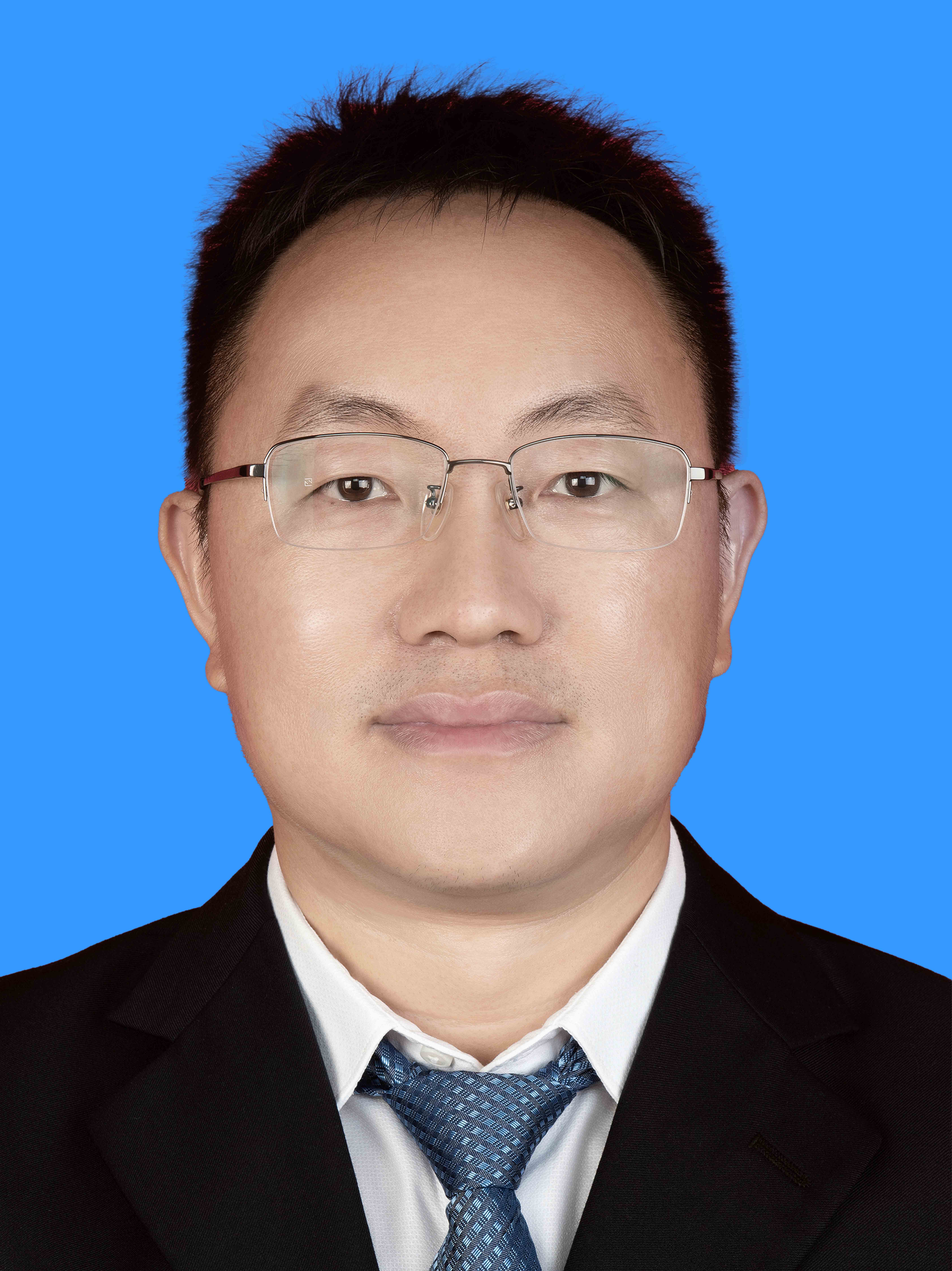 党委副书记、校长梁海波