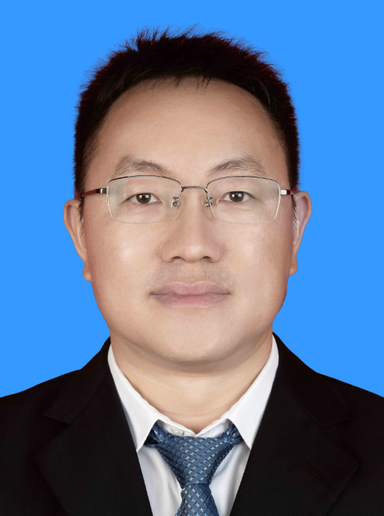 党委副书记、校长梁海波